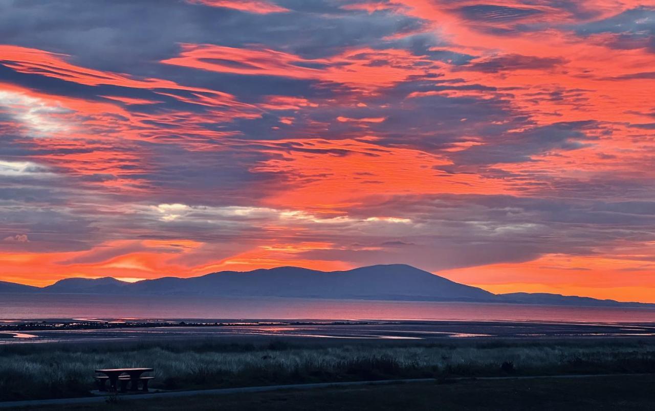 Beautiful Front * Allonby